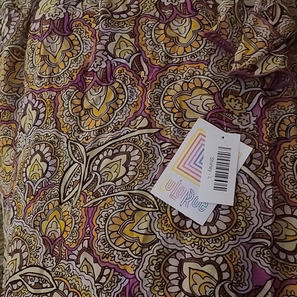 Lularoe NWT Large Shirley